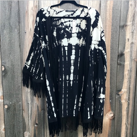 Ark & Co Other - Ark & Co Tie Dye Fringe Duster